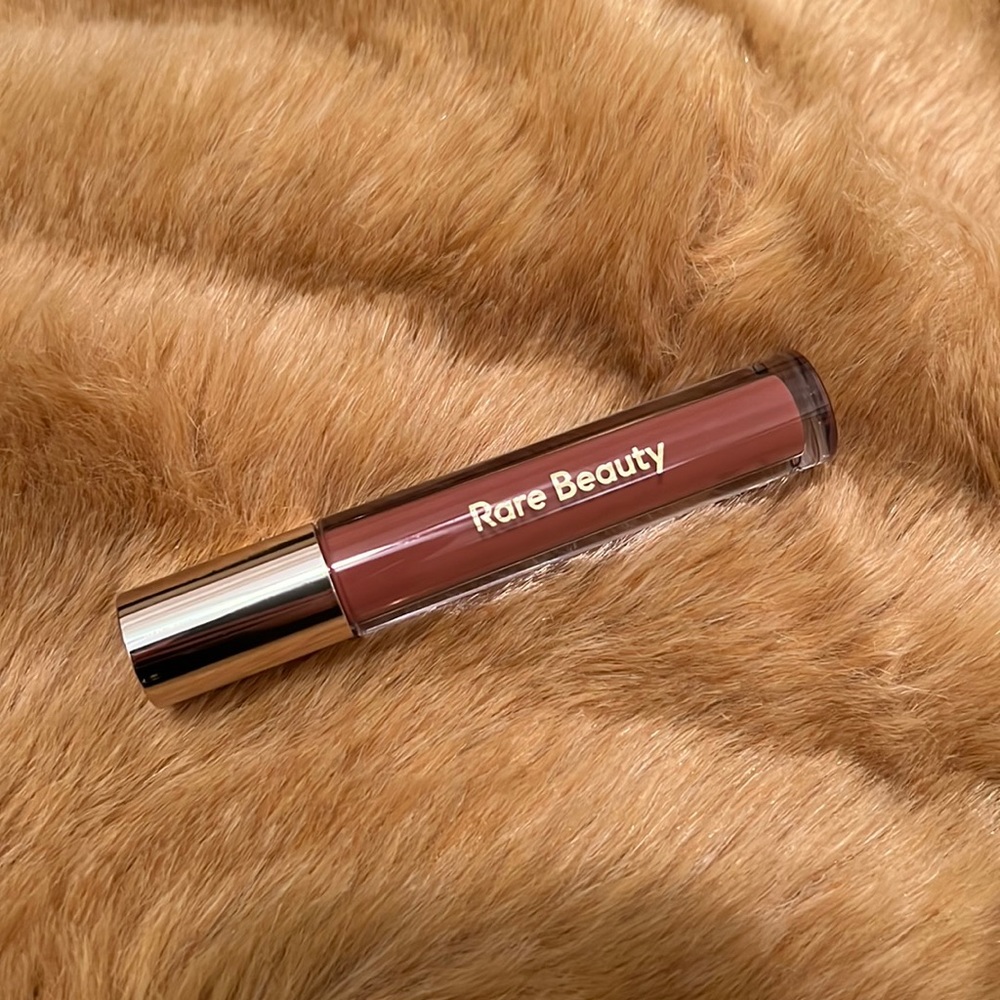 Rare Beauty Stay Vulnerable Glossy Lip Balm in Nearly Neutral